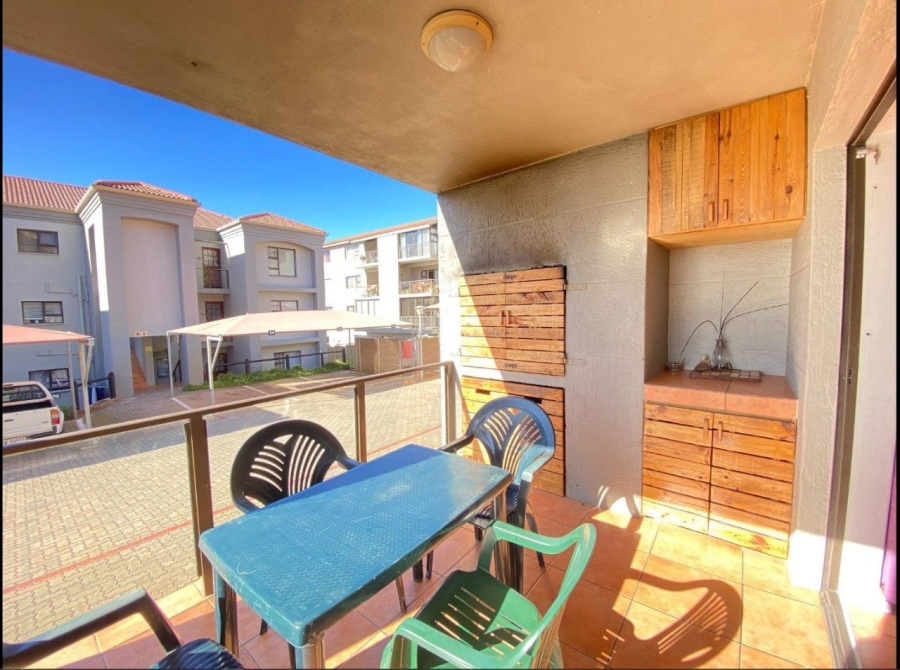 2 Bedroom Property for Sale in Hartenbos Central Western Cape